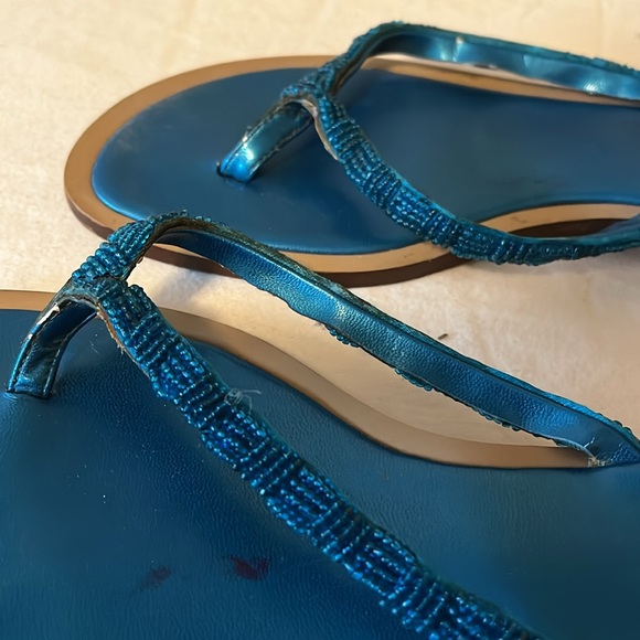 Flip flops with bead details in turquoise size 7 - Picture 3 of 3